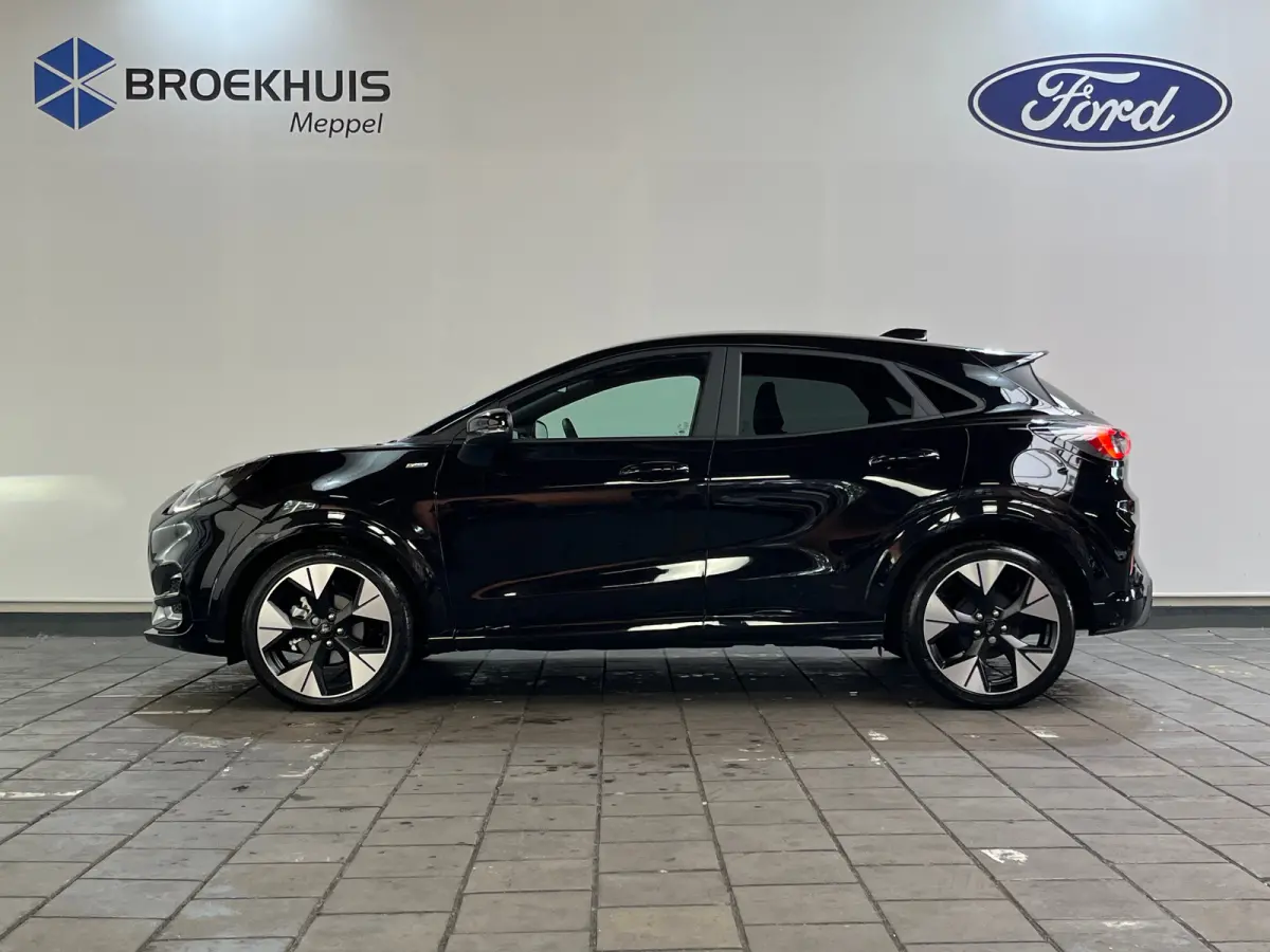 1.0 EcoBoost ST-Line X Automaat | 19" LMV | Achterspoiler | Half-lederen bekleding | Camera | Carplay draadloos | DEMO DEAL!