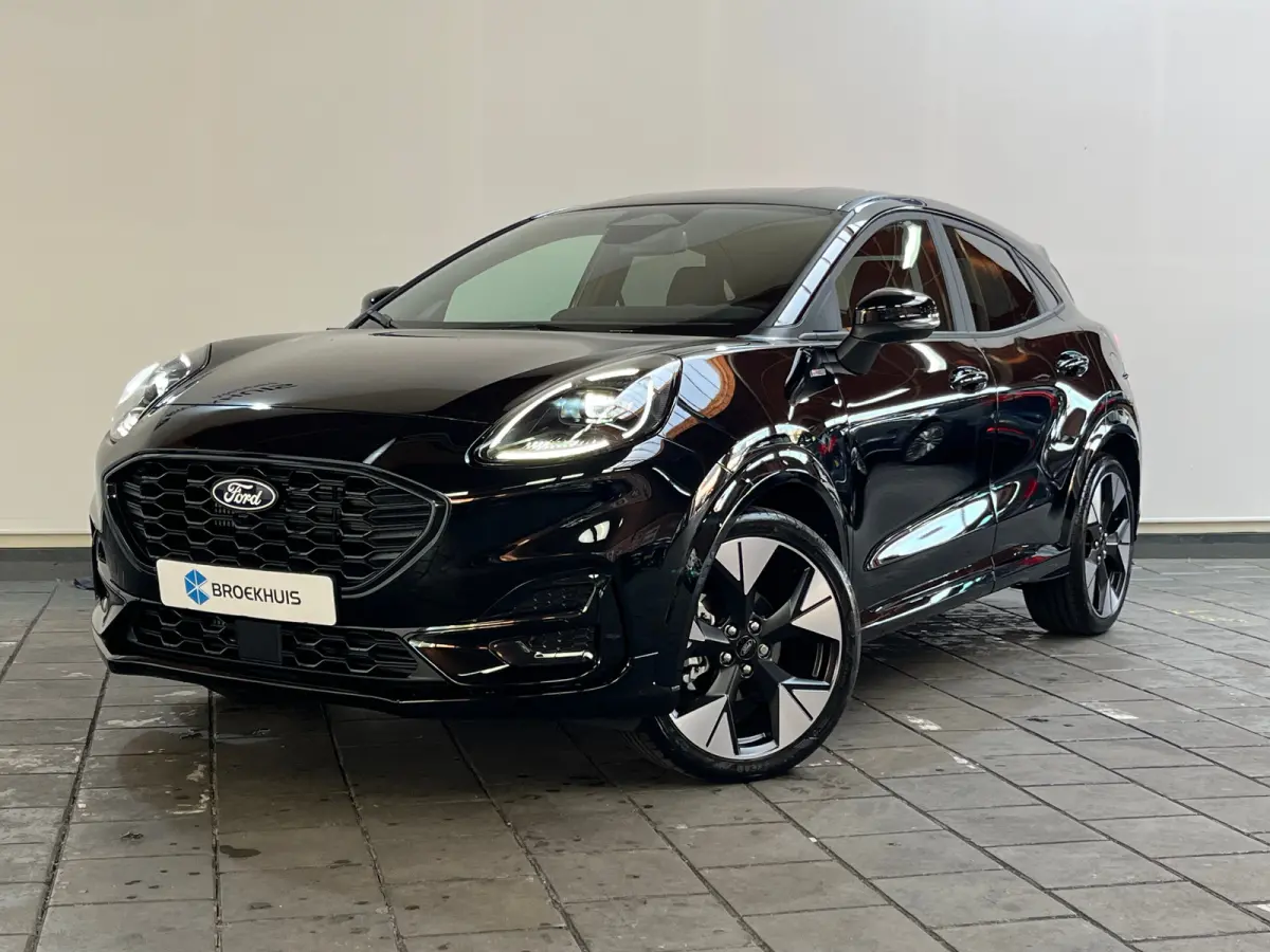 1.0 EcoBoost ST-Line X Automaat | 19" LMV | Achterspoiler | Half-lederen bekleding | Camera | Carplay draadloos | DEMO DEAL!
