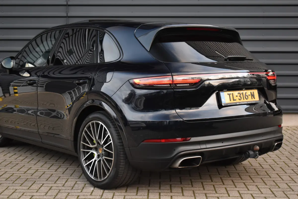 3.0 E-Hybrid 462pk Sport Chrono | Pano | Trekhaak | 360 Camera | Bose | Stuurverwarming | Luchtvering | Orig. NL |