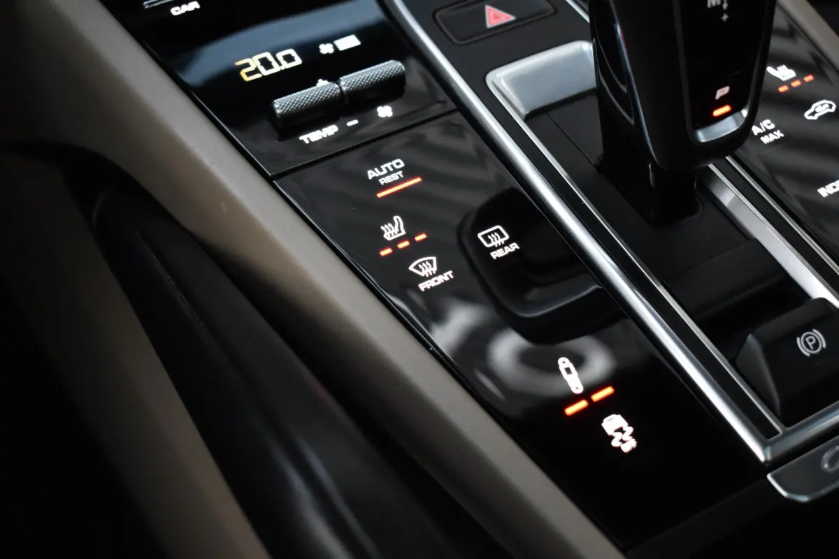 3.0 E-Hybrid 462pk Sport Chrono | Pano | Trekhaak | 360 Camera | Bose | Stuurverwarming | Luchtvering | Orig. NL |