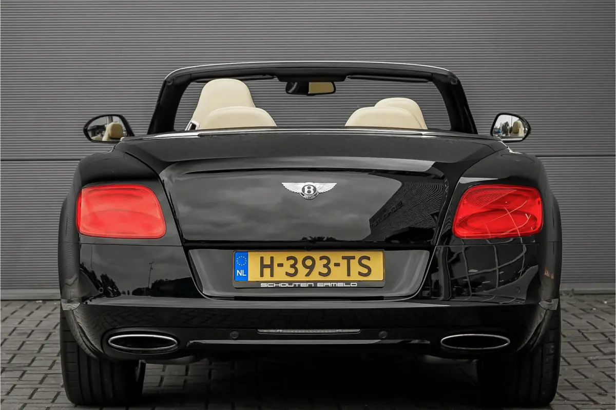 6.0 W12 Facelift Massage Ventilatie Two-Tone Leder