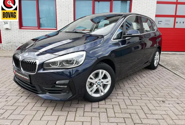 218i High Executive AUTOMAAT/PANODAK/CAMERA