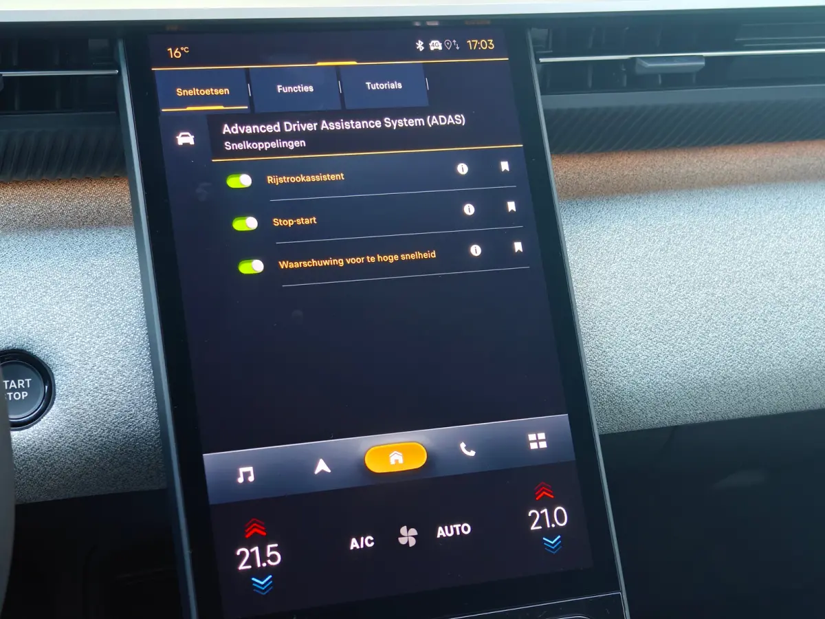 1.2 Hybrid 145 Max | Aanhanger assistent | Afwijkende dakkleur | Apple Carplay/Android Auto|telefoonintegratie premium