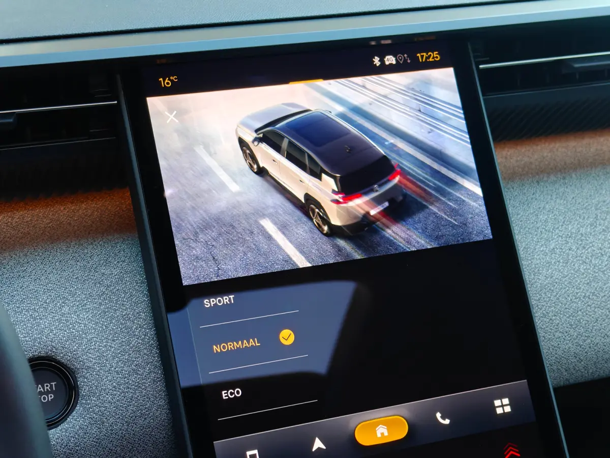 1.2 Hybrid 145 Max | Aanhanger assistent | Afwijkende dakkleur | Apple Carplay/Android Auto|telefoonintegratie premium