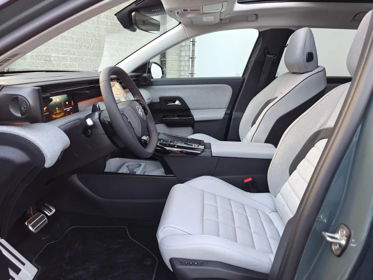 1.2 Hybrid 145 Max | Aanhanger assistent | Afwijkende dakkleur | Apple Carplay/Android Auto|telefoonintegratie premium