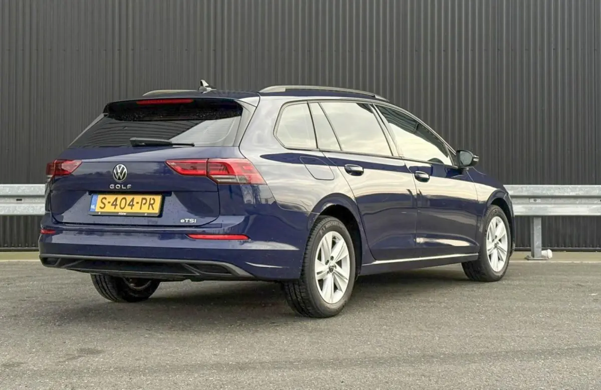 1.0 eTSI 115pk DSG Life | Navigatie | Getint Glas | Adaptive Cruise | DAB