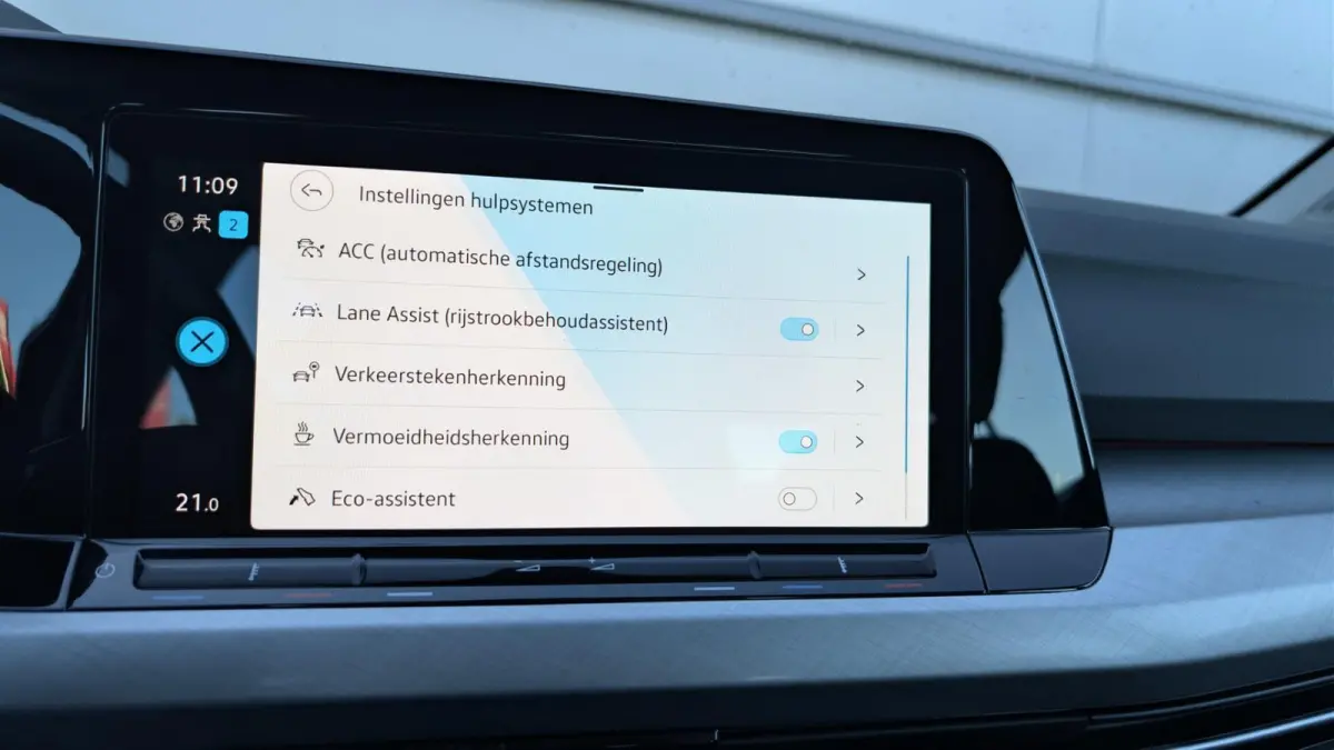 1.0 eTSI 115pk DSG Life | Navigatie | Getint Glas | Adaptive Cruise | DAB