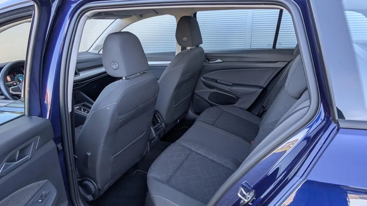 1.0 eTSI 115pk DSG Life | Navigatie | Getint Glas | Adaptive Cruise | DAB