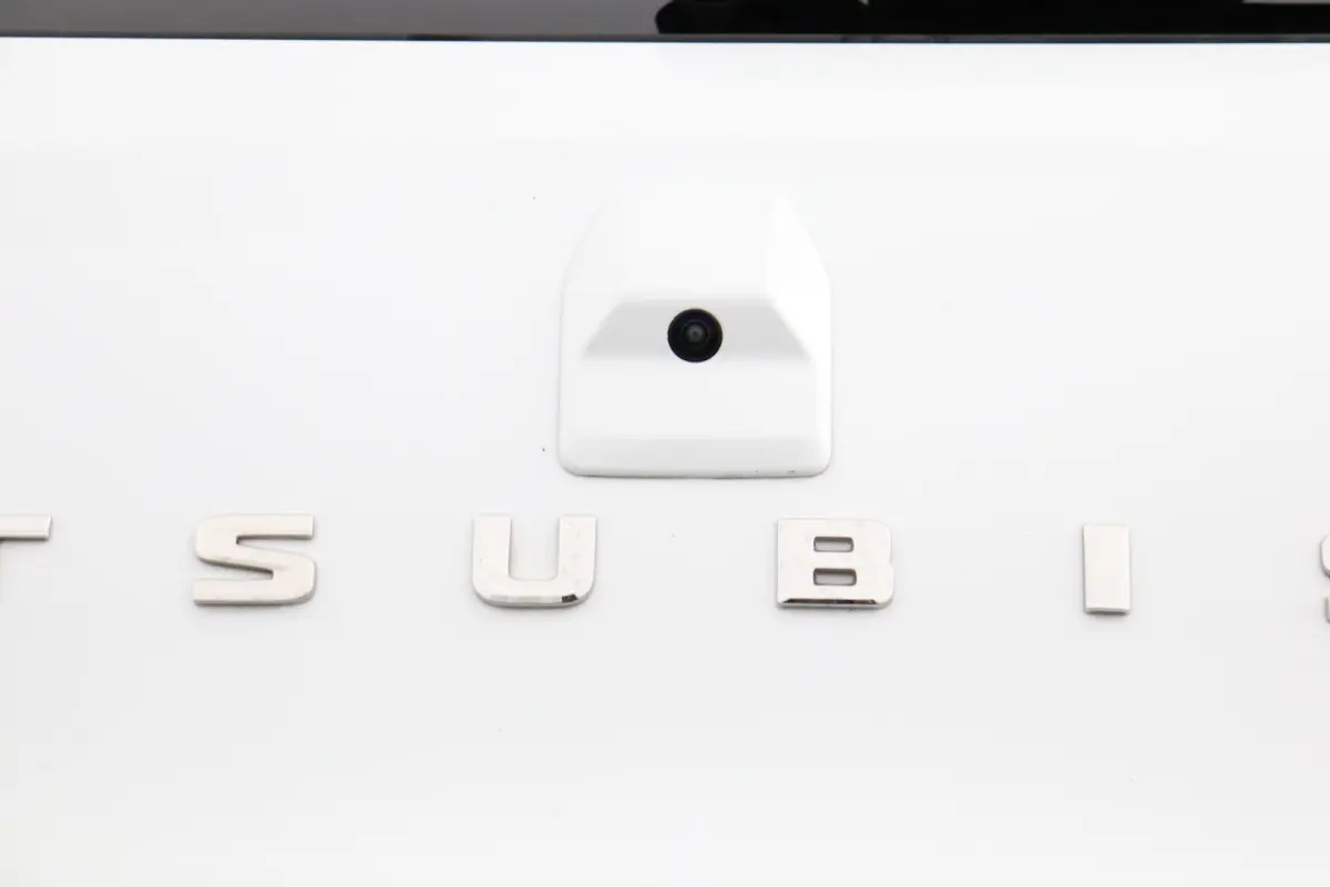 1.0T MT Instyle | Adapt. Cruise | Stoel- & Stuurverw. | BOSE Audio | Parkeercamera |