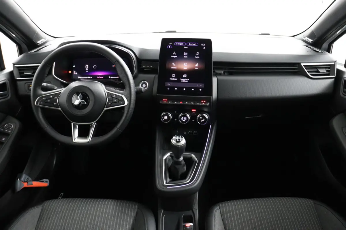 1.0T MT Instyle | Adapt. Cruise | Stoel- & Stuurverw. | BOSE Audio | Parkeercamera |