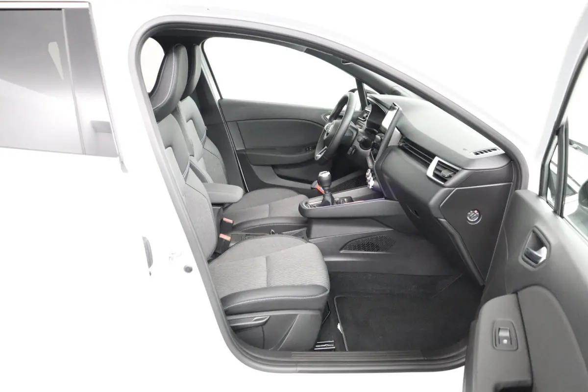 1.0T MT Instyle | Adapt. Cruise | Stoel- & Stuurverw. | BOSE Audio | Parkeercamera |