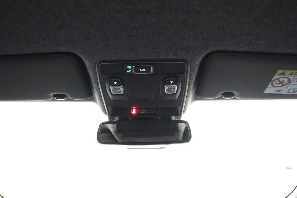 1.0T MT Instyle | Adapt. Cruise | Stoel- & Stuurverw. | BOSE Audio | Parkeercamera |