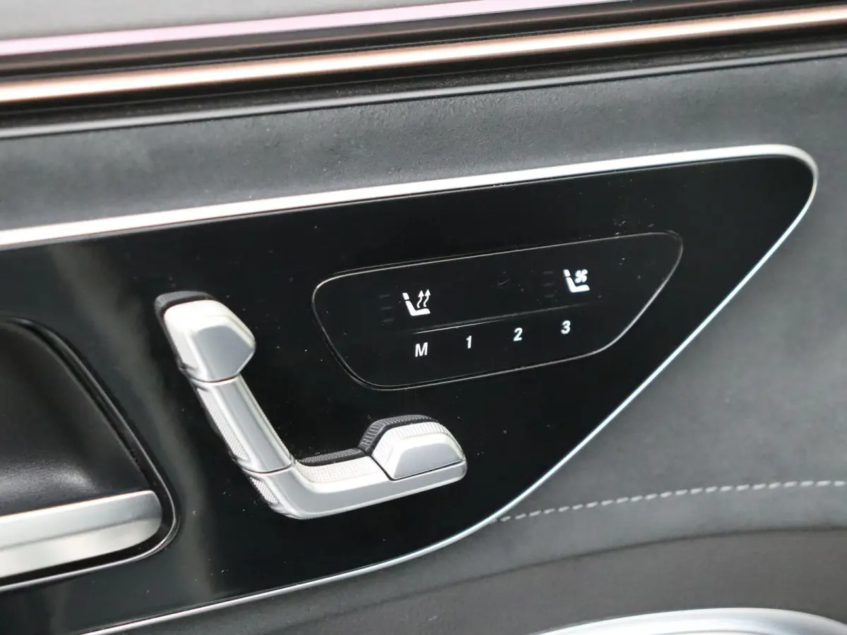 350 4Matic AMG Line 91 kWh Luchtvering / Head-Updisplay / 360Graden-Camera / Panorama-schuifdak / Memory-Stoelen / Night-Pakket /