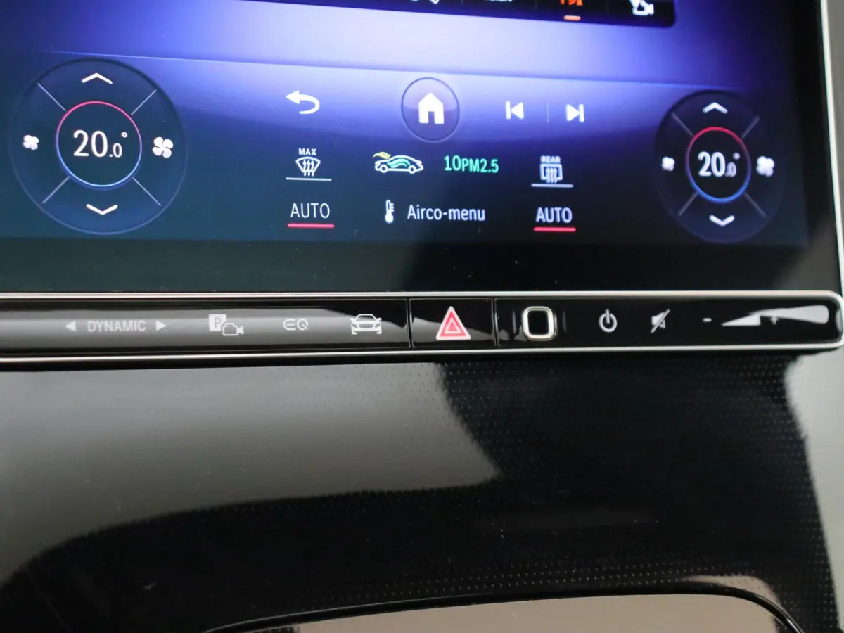 350 4Matic AMG Line 91 kWh Luchtvering / Head-Updisplay / 360Graden-Camera / Panorama-schuifdak / Memory-Stoelen / Night-Pakket /