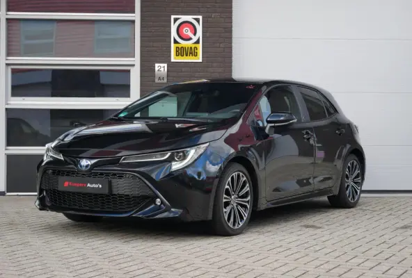 2.0 Hybrid Team D GR Navi+BT| Camera| Dealer onderhouden
