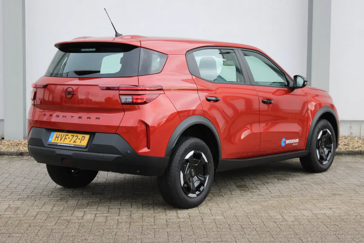 Edition 44 kWh / Navigatie / Camera / Parkeersensoren / Draadloos telefoonlader / DAB / LED