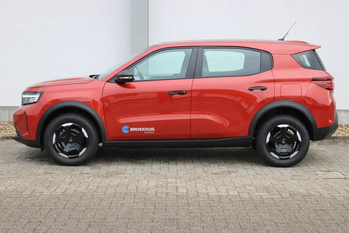 Edition 44 kWh / Navigatie / Camera / Parkeersensoren / Draadloos telefoonlader / DAB / LED