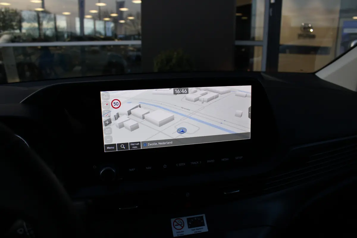 1.0 T-GDI Comfort | Adaptive Cruise Control | Parkeersensoren | Achteruitrijcamera | Navigatie | | Achteruitrijcamera | Autonomous Emergency Braking | Bluetooth telefoonvoorbereiding