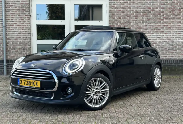 Mini 1.5 136pk AUT. Chili Panorama Navi