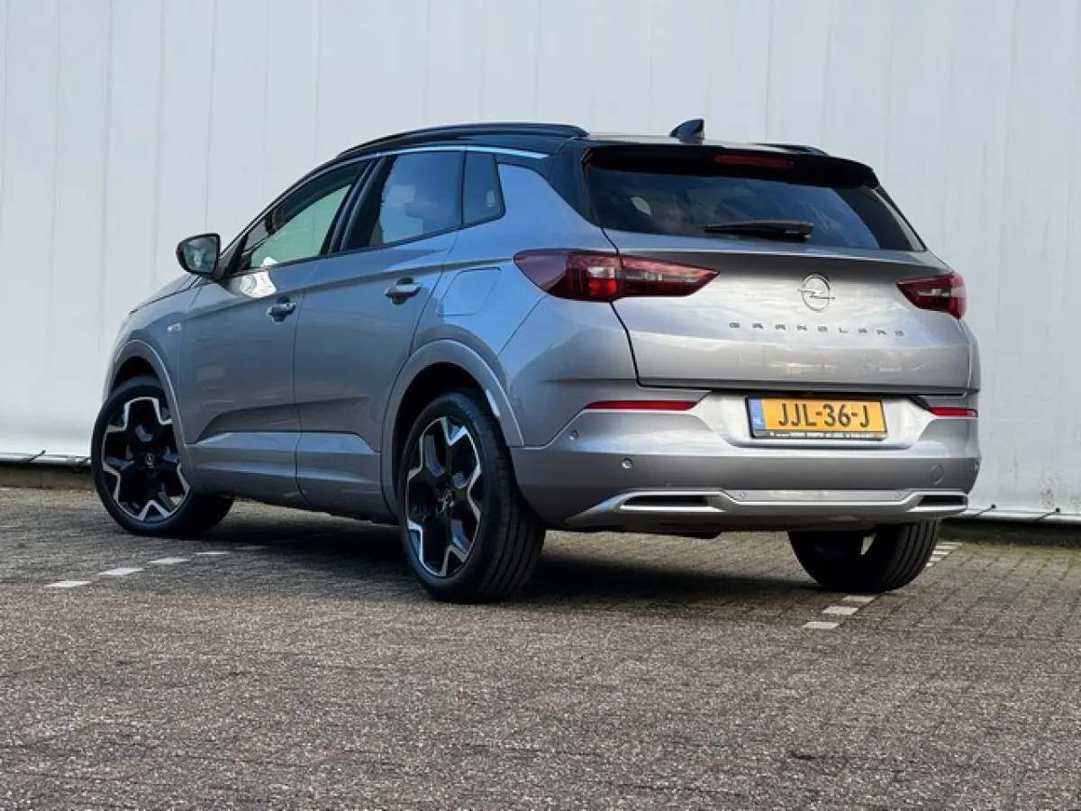 1.6 Turbo Plug-In Hybrid Ultimate Elegance met Navi/Camera, Full LED, 19inch, AGR, Adap.Cruise, Elektrische Klep