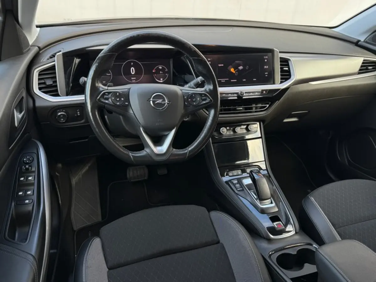1.6 Turbo Plug-In Hybrid Ultimate Elegance met Navi/Camera, Full LED, 19inch, AGR, Adap.Cruise, Elektrische Klep