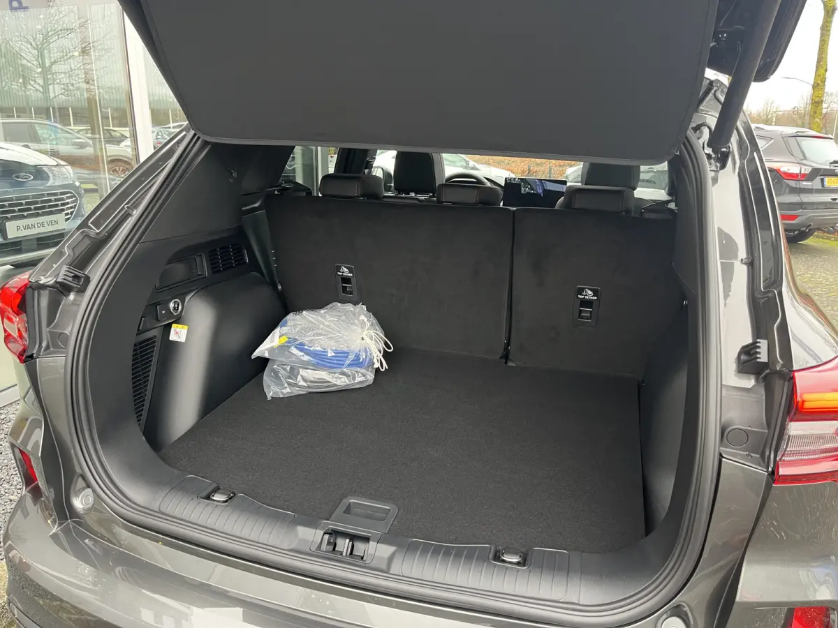 2.5 PHEV ST-Line X Black Package 243pk e-CVT Automaat | NIEUWSTE MODELUPDATE MET BLUECRUISE EN CONNECTIVITY | 0911 | Leverbaar in meerdere kleuren | Full Options | Pano | Blue Cruise | Black