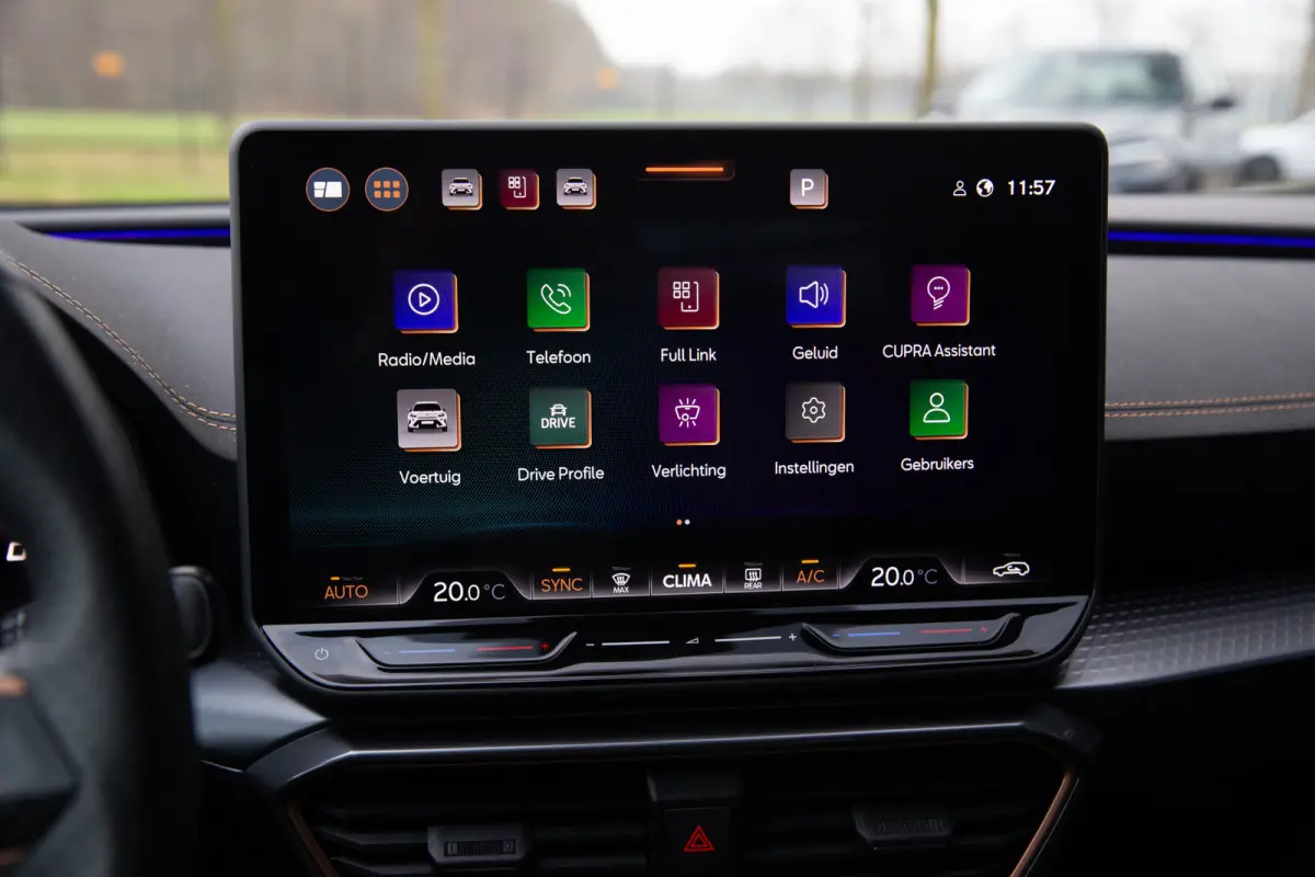 1.5 eTSI Business Edition Plus , Adap. cruise, Sfeerverlichting, Groot Scherm,