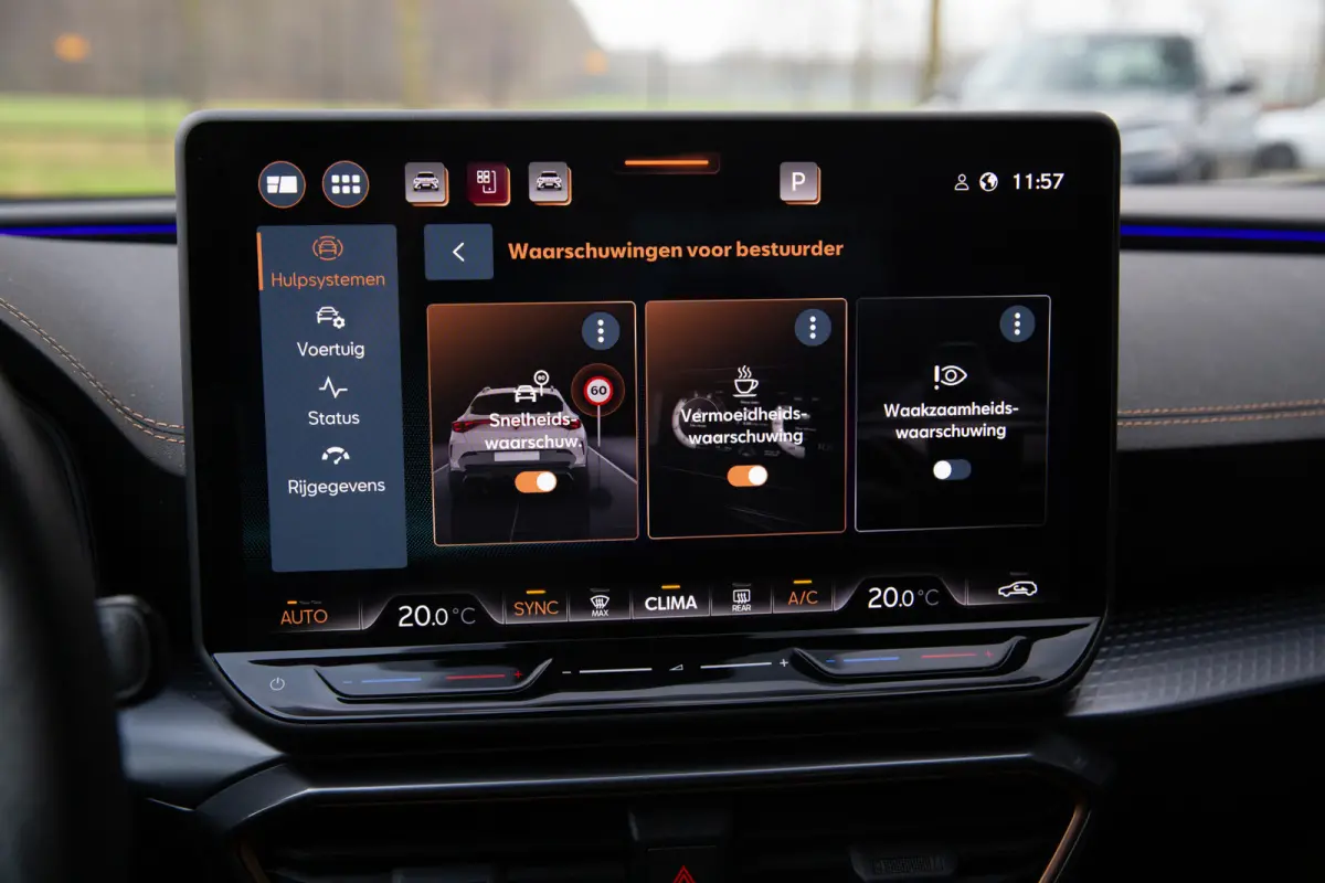 1.5 eTSI Business Edition Plus , Adap. cruise, Sfeerverlichting, Groot Scherm,