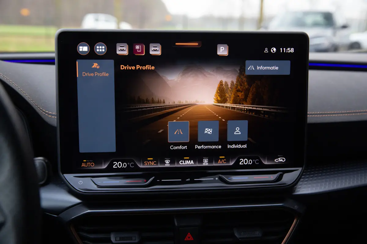 1.5 eTSI Business Edition Plus , Adap. cruise, Sfeerverlichting, Groot Scherm,