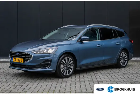 1.0 E.B. 155PK Hybrid Titanium X | AUOMAAT | Camera | Adaptieve cruise | AGR-stoel | Dodehoek detectie | Standkachel | LED | Keyless | DAB | Privacy-glass