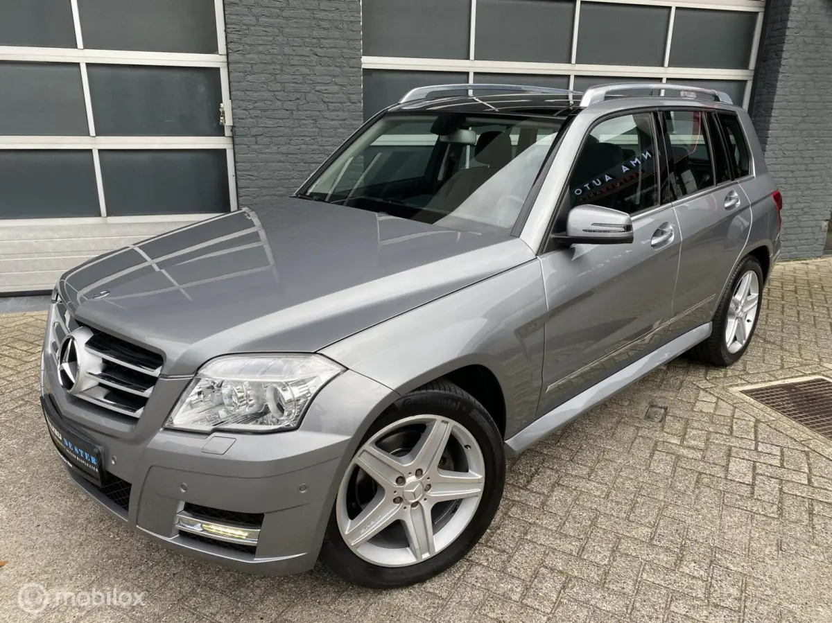 300 AMG 4-Matic CAMERA/NAVI/PANO/PDC