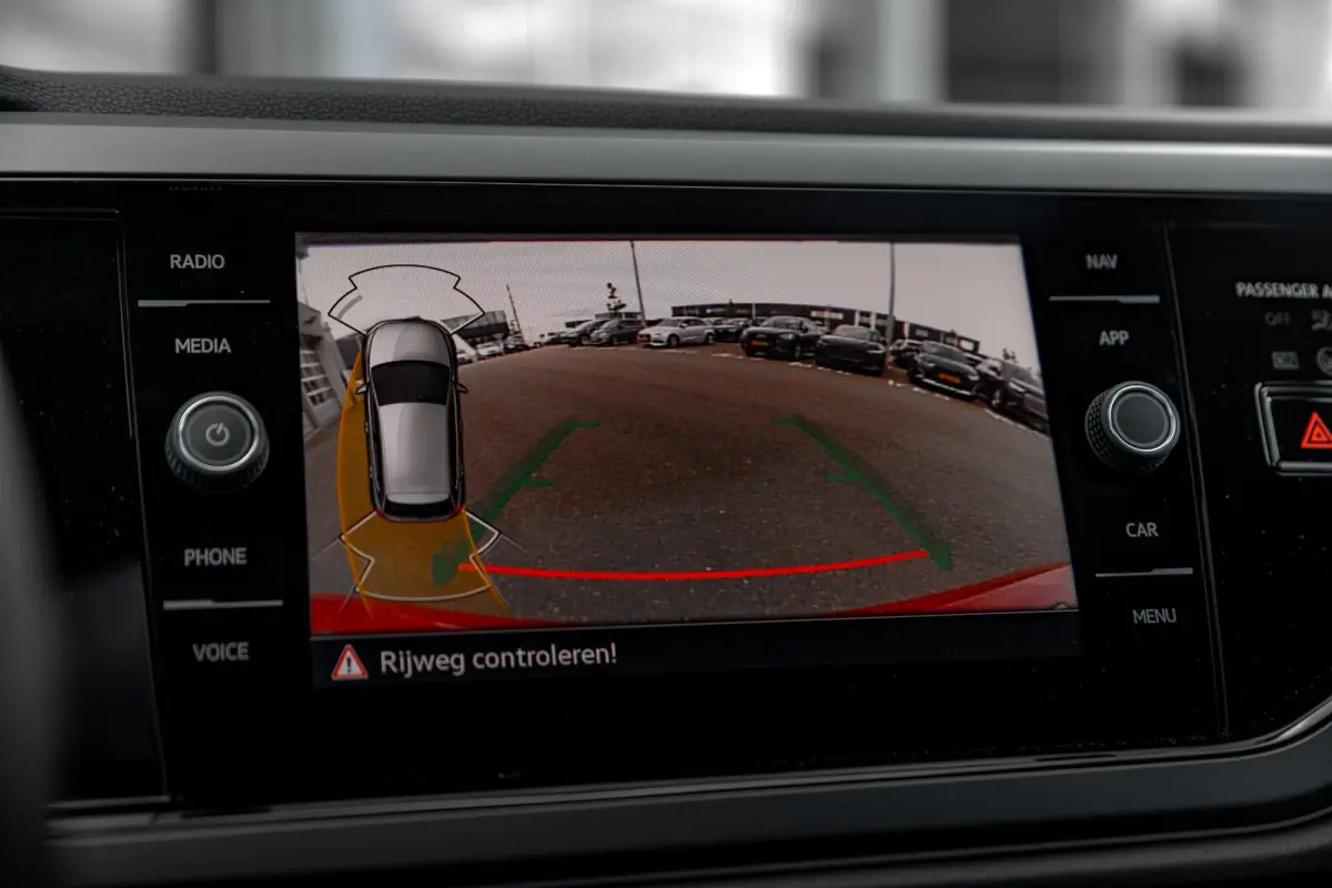 R-Line Edition l Panoramadak l IQ Light l Climate Control l LED Matrix l Lm-Velgen l Stoelverwarming l