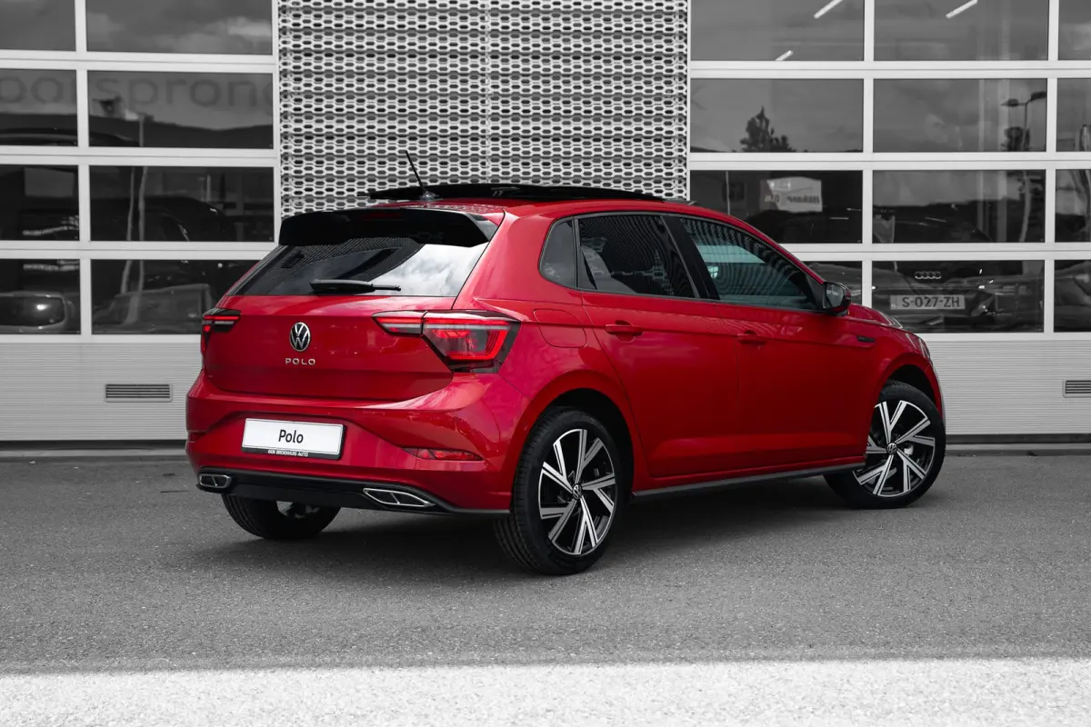 R-Line Edition l Panoramadak l IQ Light l Climate Control l LED Matrix l Lm-Velgen l Stoelverwarming l