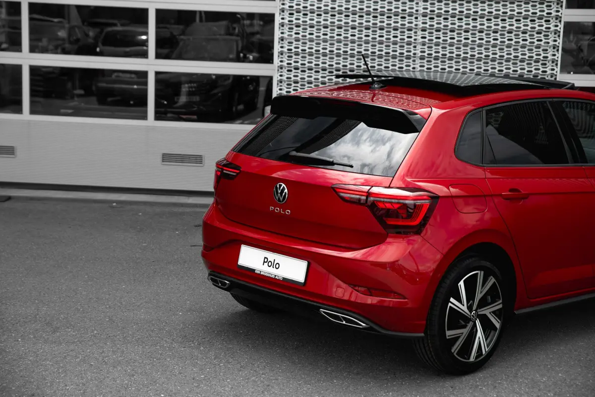 R-Line Edition l Panoramadak l IQ Light l Climate Control l LED Matrix l Lm-Velgen l Stoelverwarming l