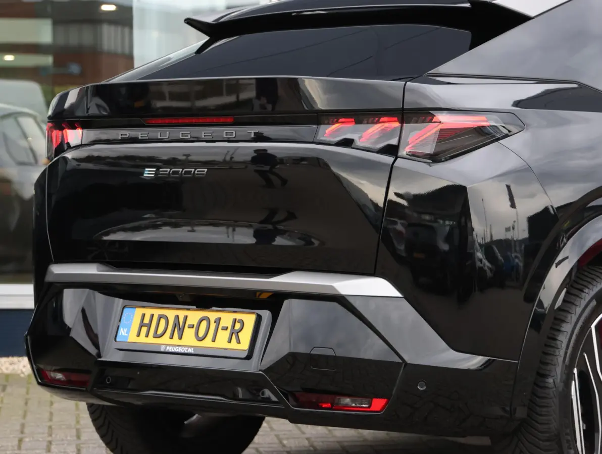 GT Avantage 210 73 kWh | ACCU 97% | Adaptieve Cruise Control | Matrix-LED Koplampen | 20" Lichtmetalen Velgen | Keyless Entry/Start | Apple Carplay/Android Auto |