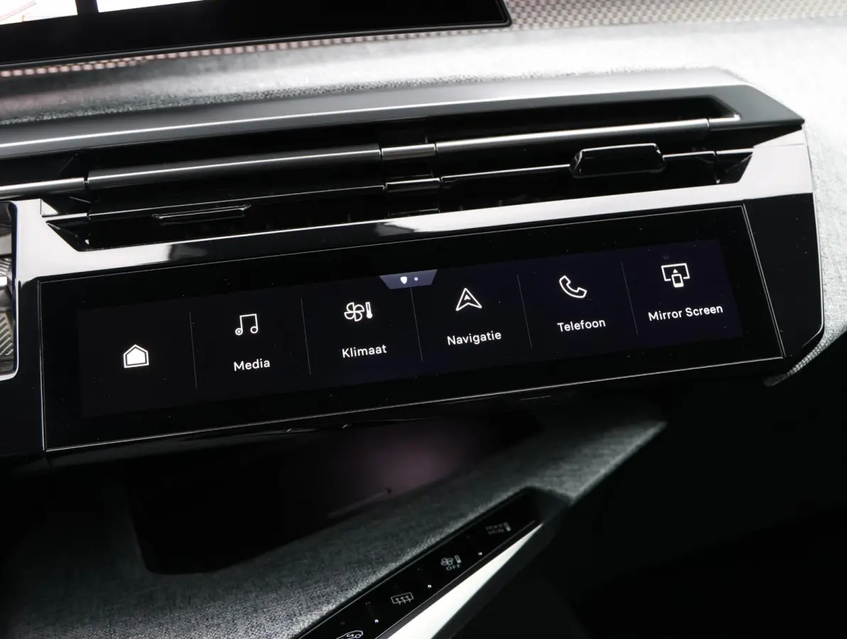 GT Avantage 210 73 kWh | ACCU 97% | Adaptieve Cruise Control | Matrix-LED Koplampen | 20" Lichtmetalen Velgen | Keyless Entry/Start | Apple Carplay/Android Auto |