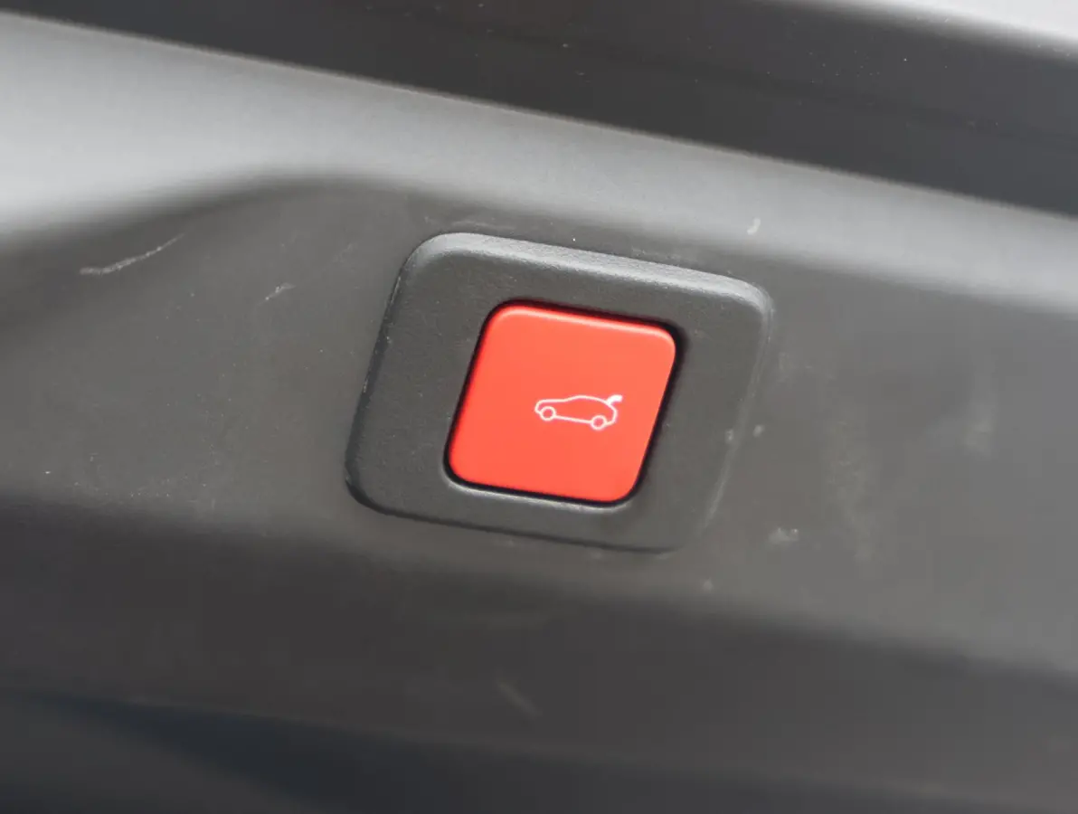 GT Avantage 210 73 kWh | ACCU 97% | Adaptieve Cruise Control | Matrix-LED Koplampen | 20" Lichtmetalen Velgen | Keyless Entry/Start | Apple Carplay/Android Auto |
