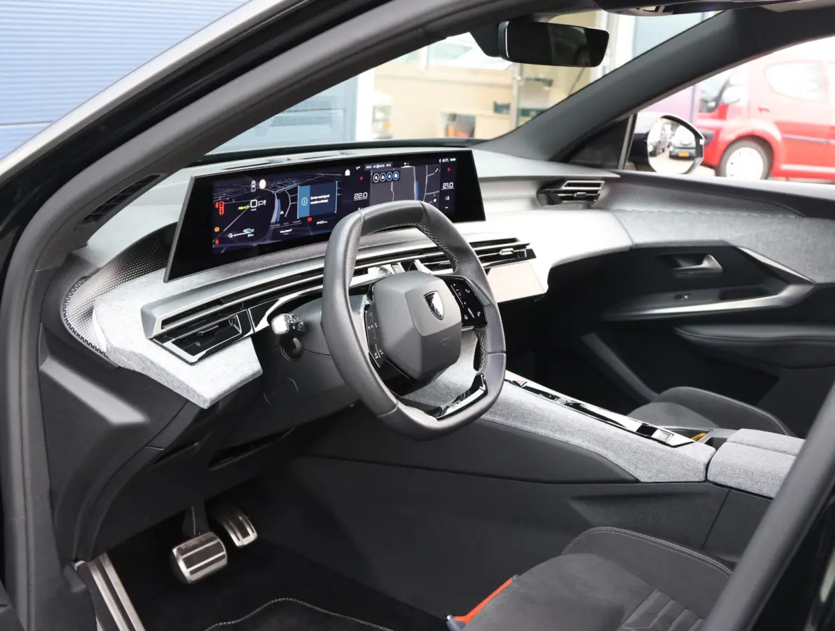 GT Avantage 210 73 kWh | ACCU 97% | Adaptieve Cruise Control | Matrix-LED Koplampen | 20" Lichtmetalen Velgen | Keyless Entry/Start | Apple Carplay/Android Auto |