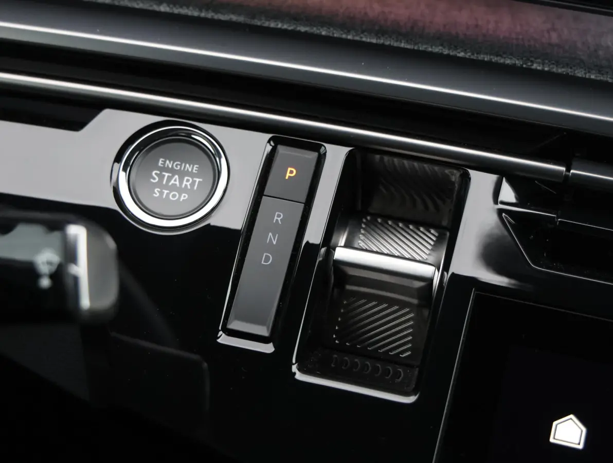 GT Avantage 210 73 kWh | ACCU 97% | Adaptieve Cruise Control | Matrix-LED Koplampen | 20" Lichtmetalen Velgen | Keyless Entry/Start | Apple Carplay/Android Auto |