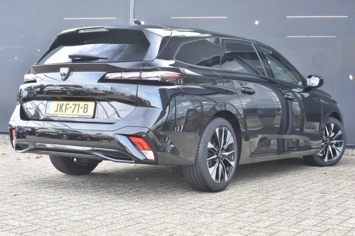 1.2 Hybrid 145 e-DCS6 Allure Tot 8 Jaar Garantie! | 360 Camera | Adaptive Cruise | Keyless-Entry | Navigatie Pack | Dodehoek-Detectie | !!
