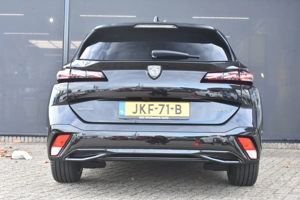 1.2 Hybrid 145 e-DCS6 Allure Tot 8 Jaar Garantie! | 360 Camera | Adaptive Cruise | Keyless-Entry | Navigatie Pack | Dodehoek-Detectie | !!
