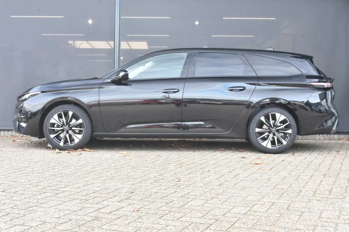 1.2 Hybrid 145 e-DCS6 Allure Tot 8 Jaar Garantie! | 360 Camera | Adaptive Cruise | Keyless-Entry | Navigatie Pack | Dodehoek-Detectie | !!