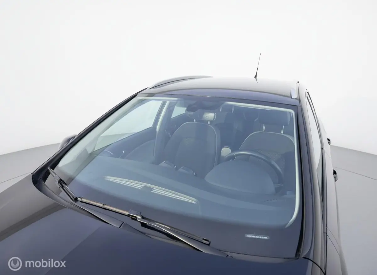 1.0 EcoTSI 95PK Style Connect Stationwagen