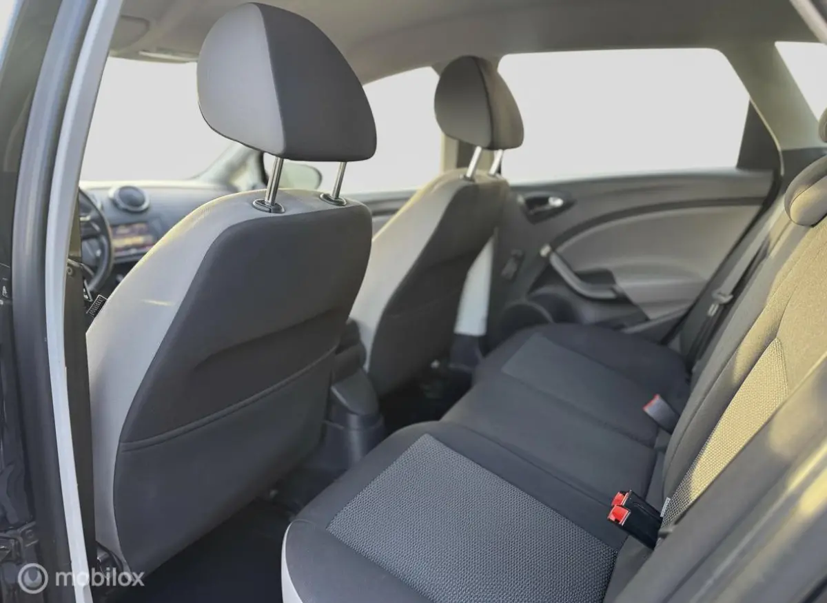 1.0 EcoTSI 95PK Style Connect Stationwagen