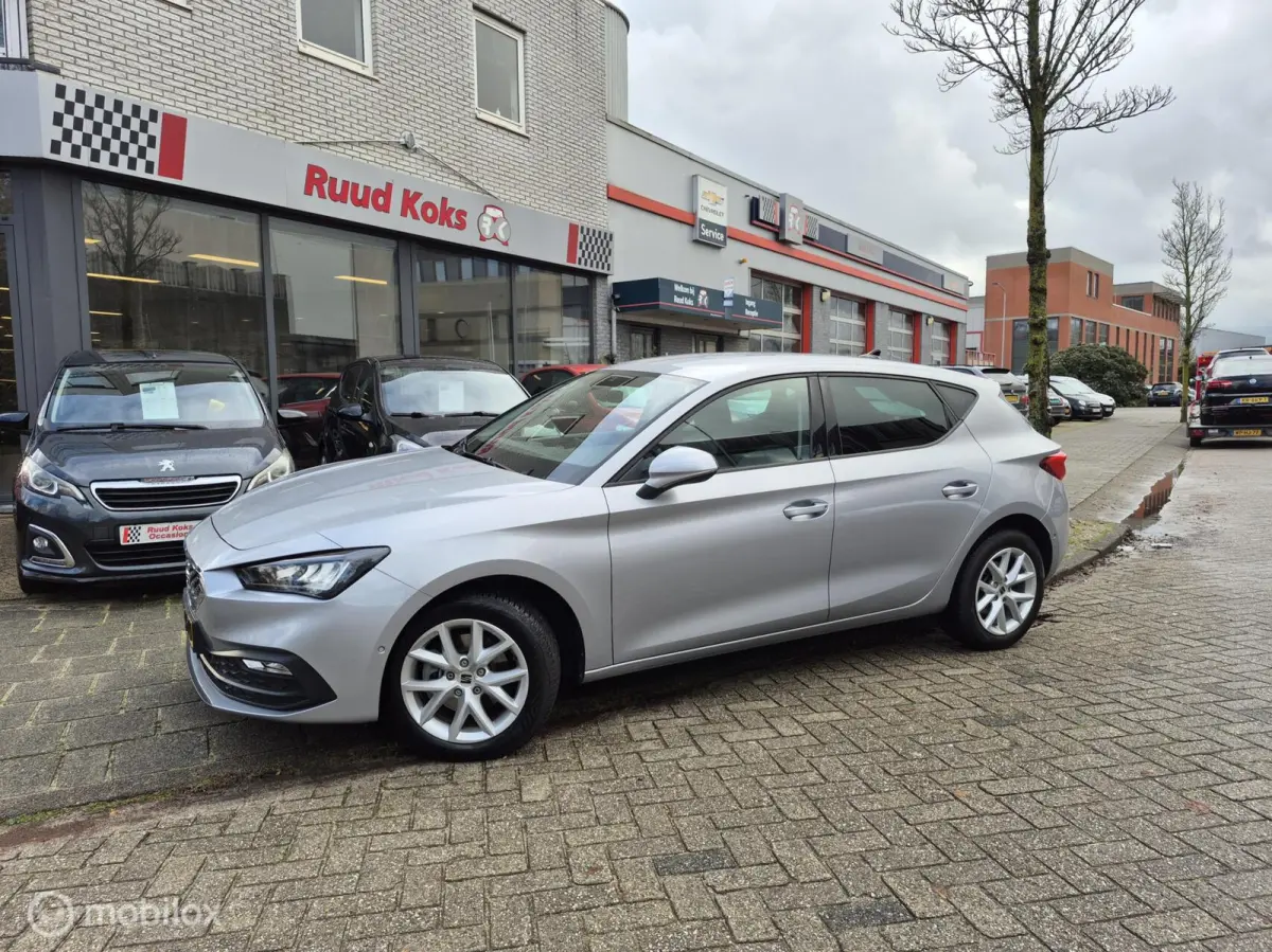 1.0 TSI STYLE BUSINESS INTENSE • CAMERA • CARPLAY •