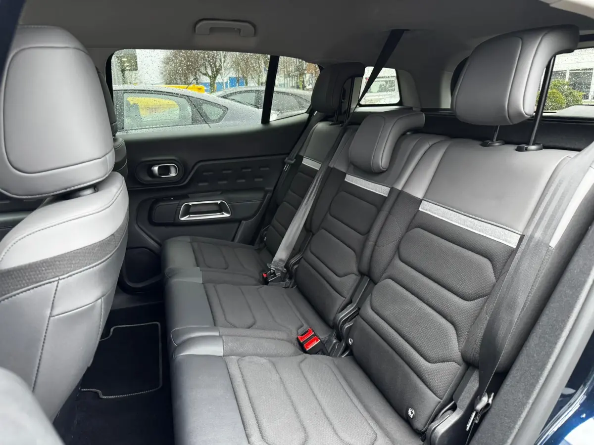 1.6 Plug-in Hybrid 225 ë-Series |Camera |Keyless |Standkachel