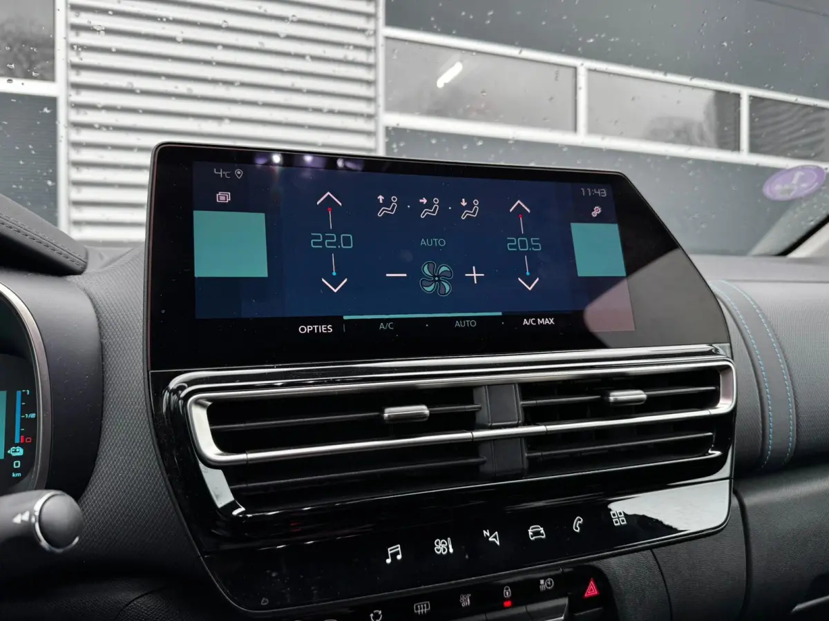 1.6 Plug-in Hybrid 225 ë-Series |Camera |Keyless |Standkachel