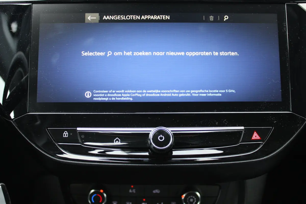 1.2 Turbo Edition / Navigatie via Carplay / Parkeersensoren / DAB / Airco / LED
