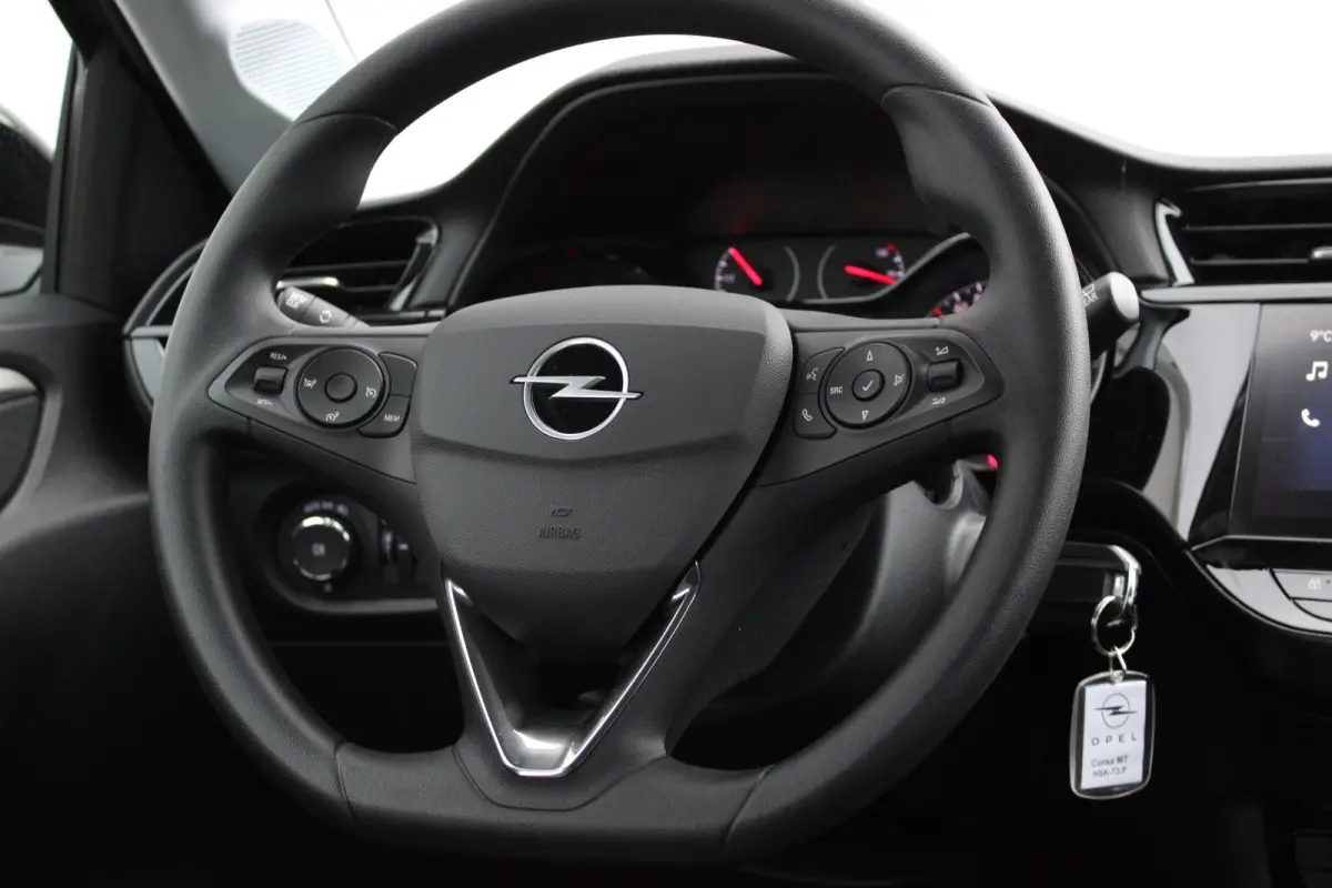 1.2 Turbo Edition / Navigatie via Carplay / Parkeersensoren / DAB / Airco / LED
