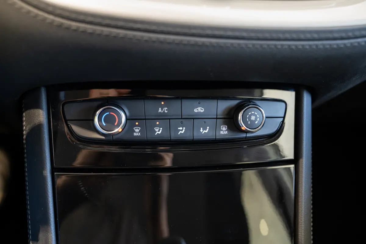 1.2 Turbo Edition Automaat | Apple Carplay & Android Auto | Parkeersensoren | Cruise Controle | Lichtmetalen velgen |